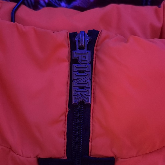 RARE HTF PINK VICTORIAS SECRET ORANGE LOGO 2018 FASHION SHOW PUFFER JACKET - Picture 6 of 11